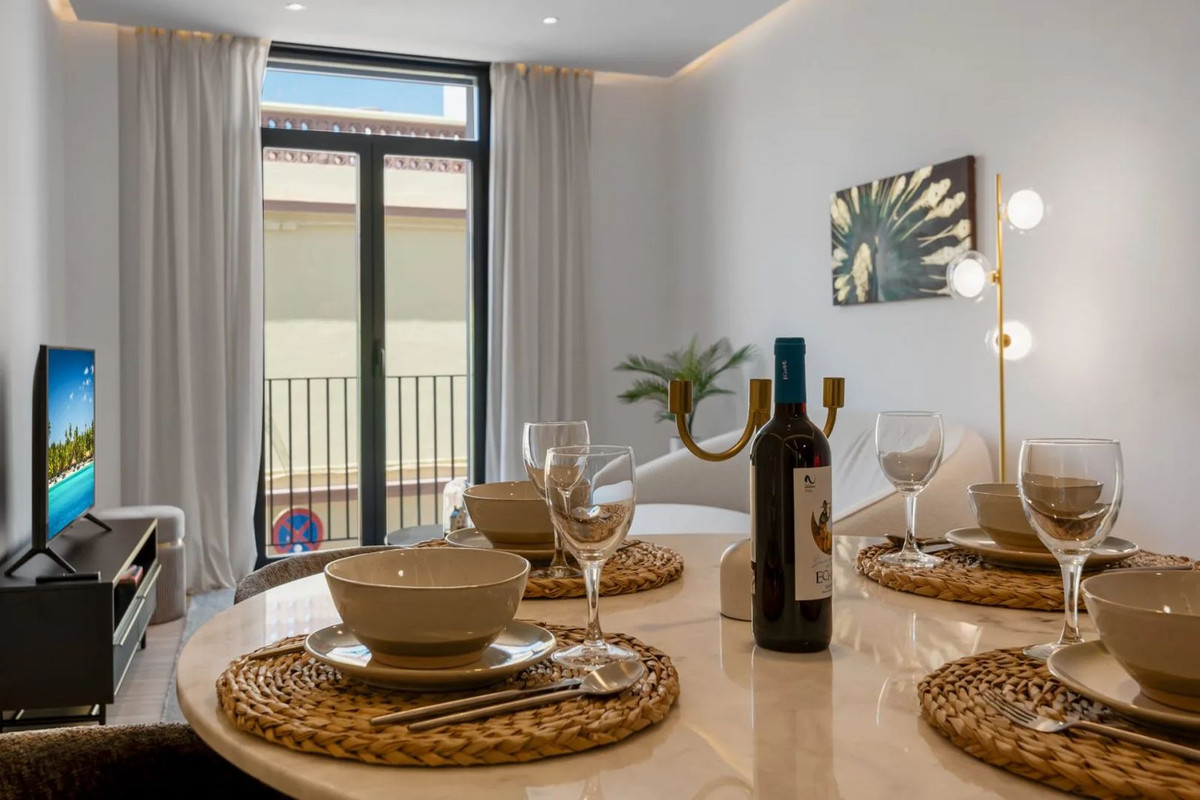 Appartement te koop in Estepona | 2 slaapkamers H5309182