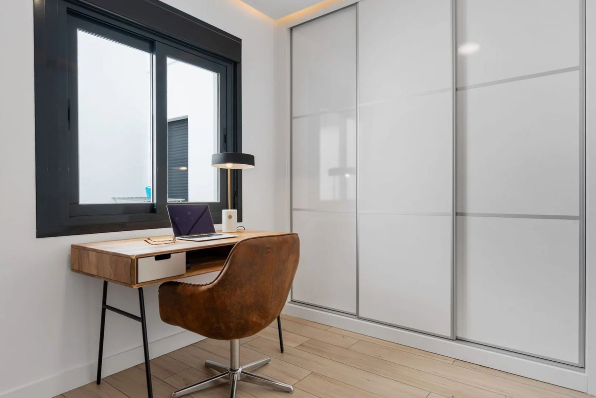 Appartement te koop in Estepona | 2 slaapkamers H5309182