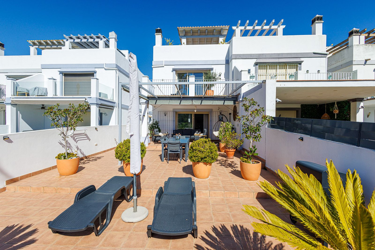Huis te koop in Estepona | 3 slaapkamers H5311315