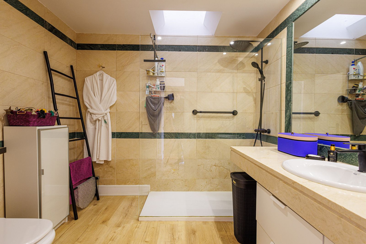 Huis te koop in Estepona | 3 slaapkamers H5311315