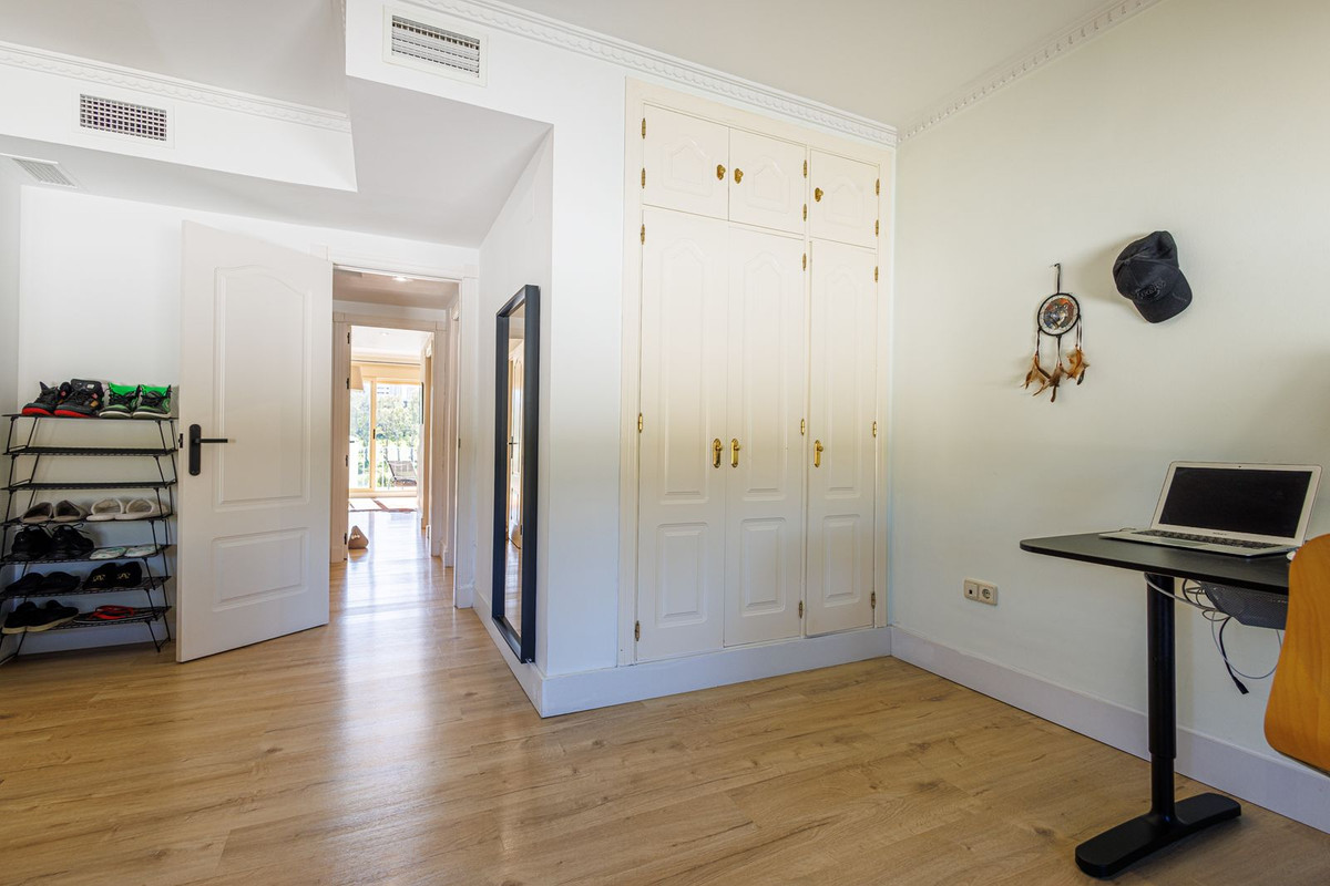 Huis te koop in Estepona | 3 slaapkamers H5311315