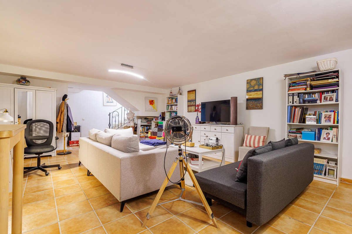 Huis te koop in Estepona | 3 slaapkamers H5311315