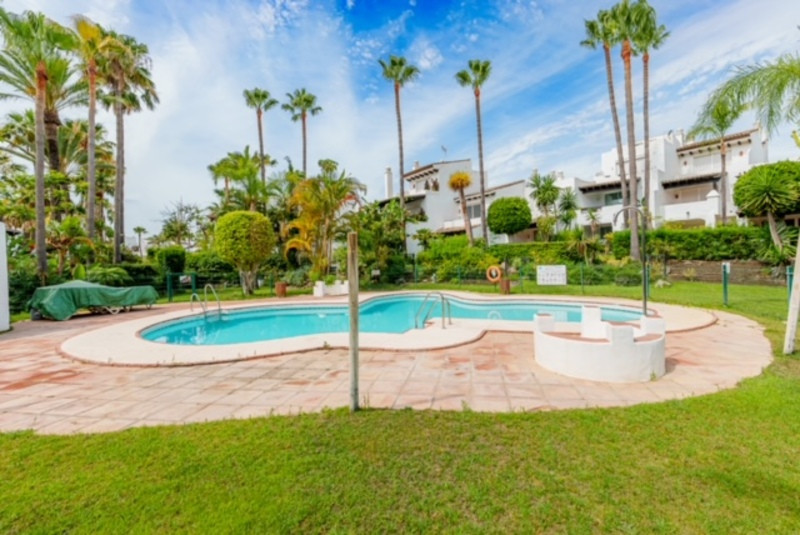 Huis te koop in Estepona | 4 slaapkamers H5314723