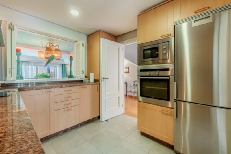 Huis te koop in Estepona | 4 slaapkamers H5314723