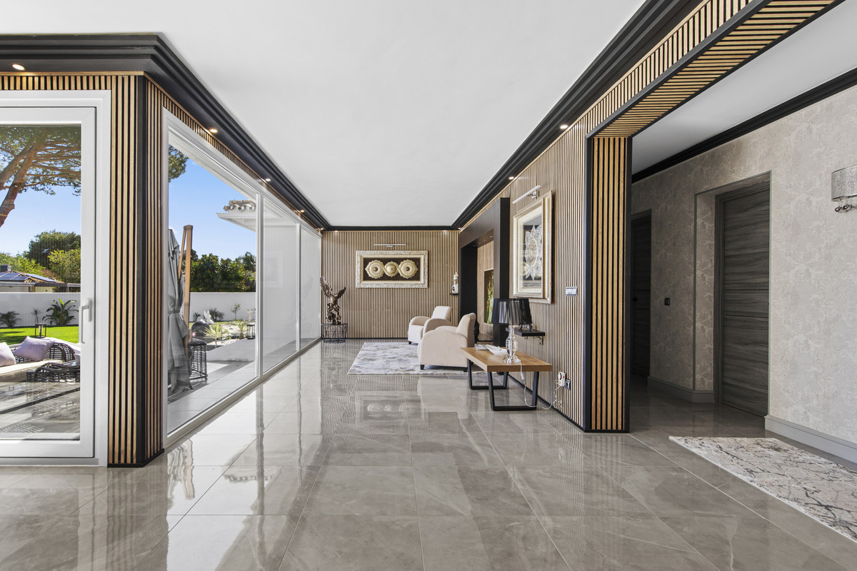 Huis te koop in Estepona | 5 slaapkamers H5315593