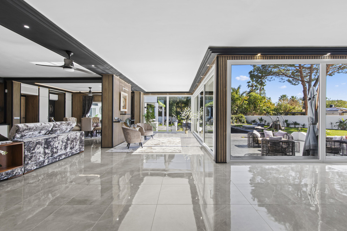 Huis te koop in Estepona | 5 slaapkamers H5315593