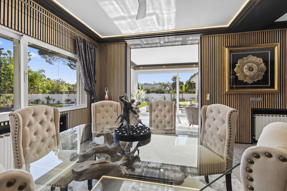 Huis te koop in Estepona | 5 slaapkamers H5315593