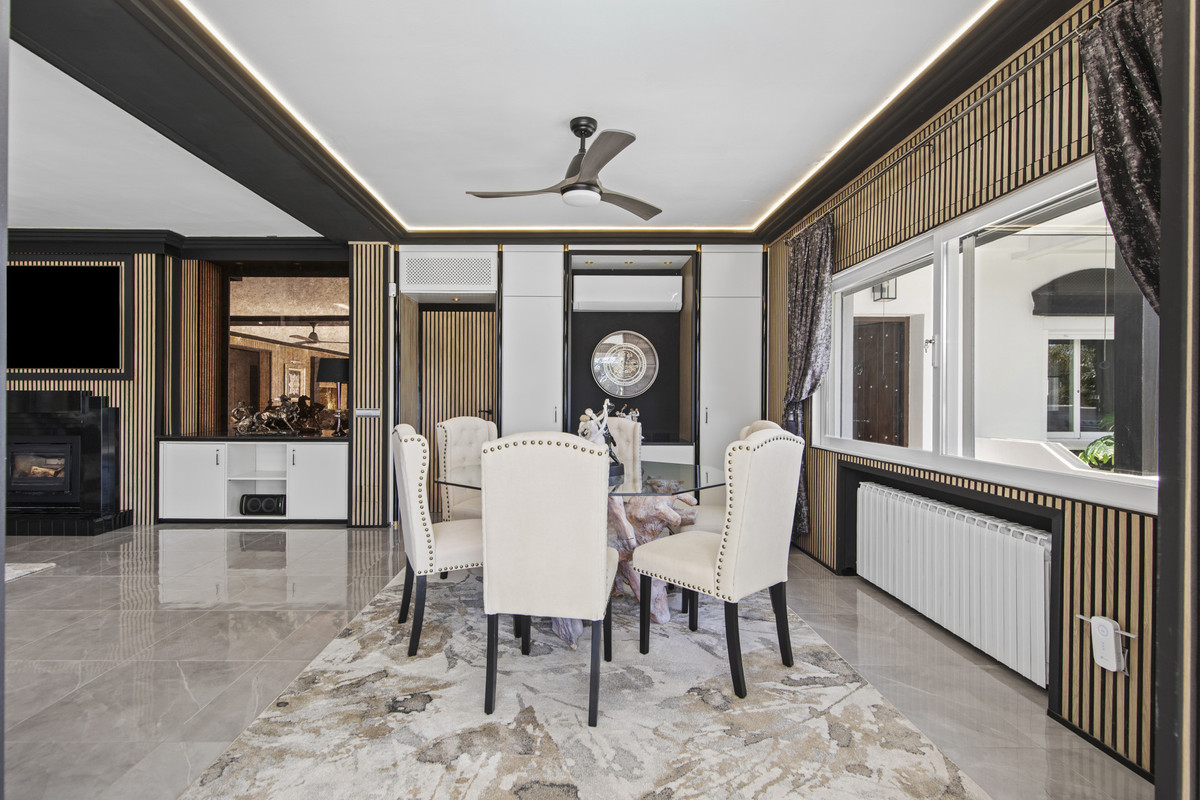 Huis te koop in Estepona | 5 slaapkamers H5315593