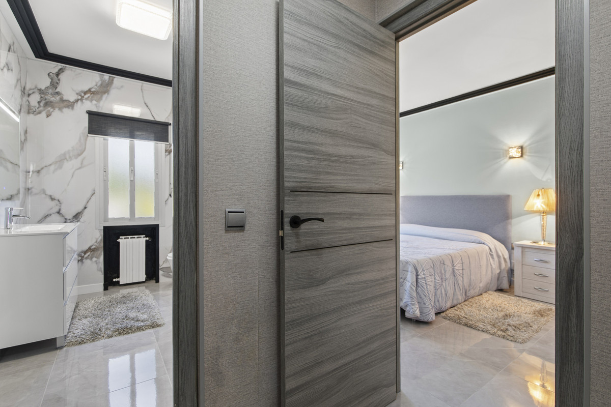 Huis te koop in Estepona | 5 slaapkamers H5315593