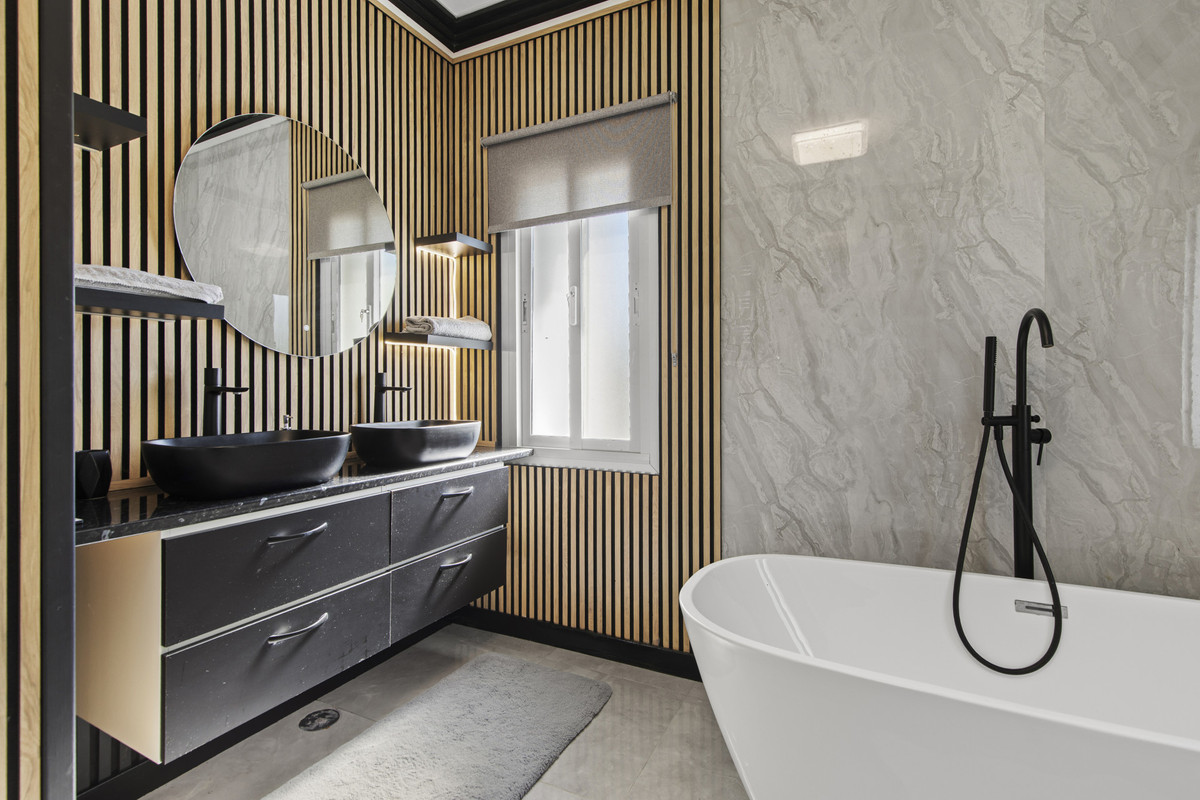 Huis te koop in Estepona | 5 slaapkamers H5315593