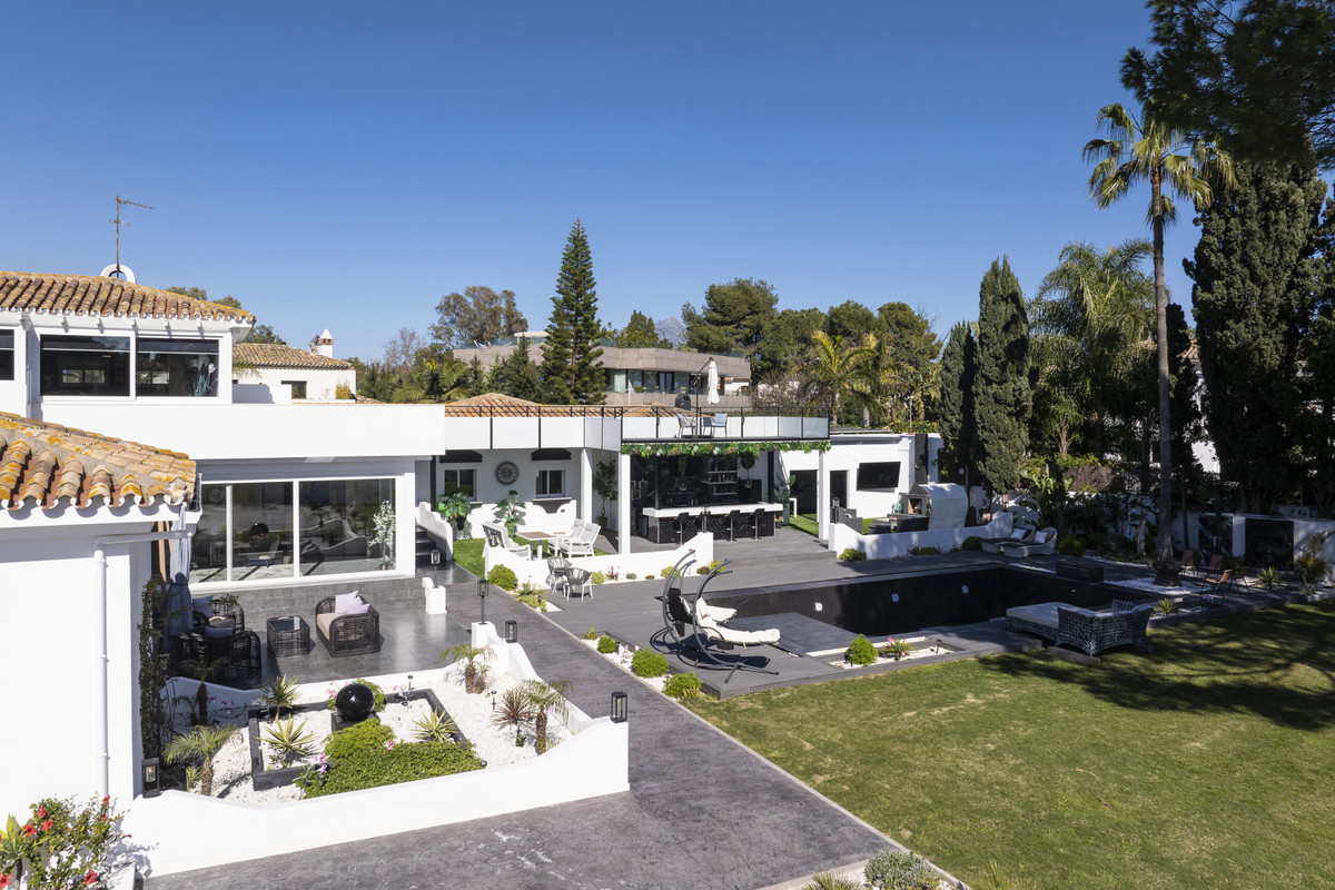 Huis te koop in Estepona | 5 slaapkamers H5315593