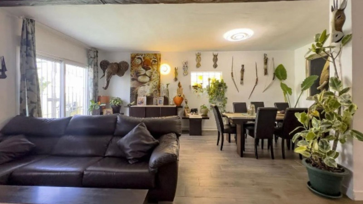 Huis te koop in Estepona | 3 slaapkamers H5316235