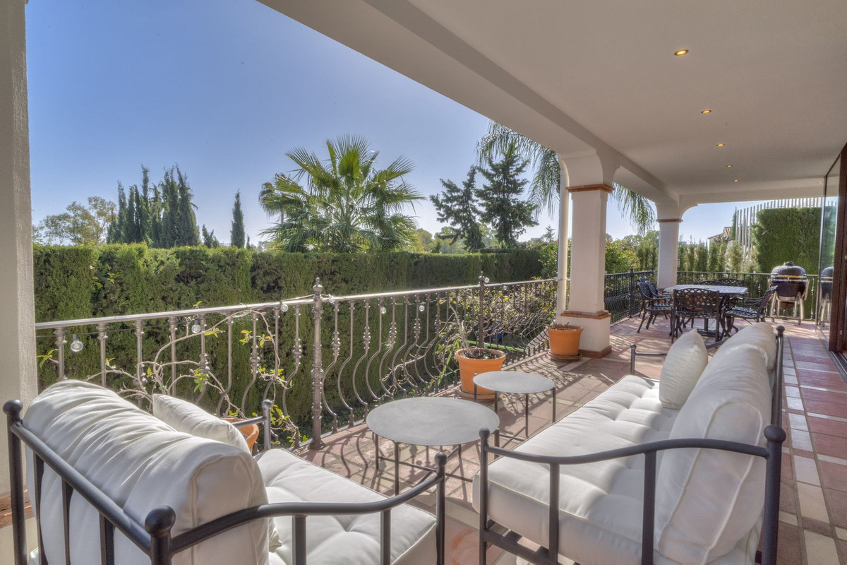 Huis te koop in Estepona | 5 slaapkamers H5318464