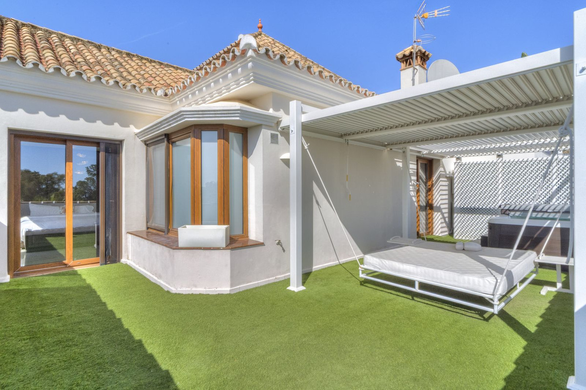 Huis te koop in Estepona | 5 slaapkamers H5318464