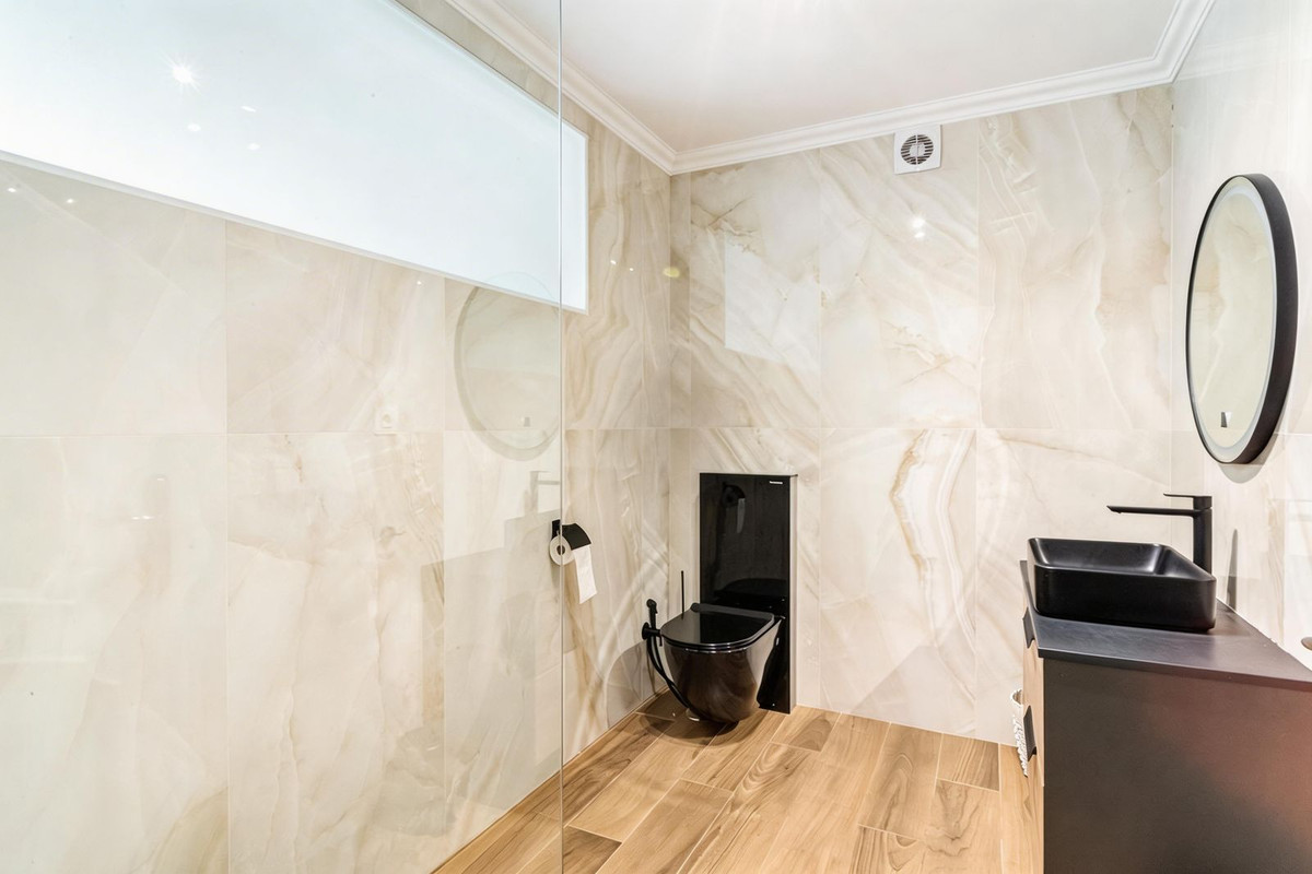 Huis te koop in Estepona | 5 slaapkamers H5318464