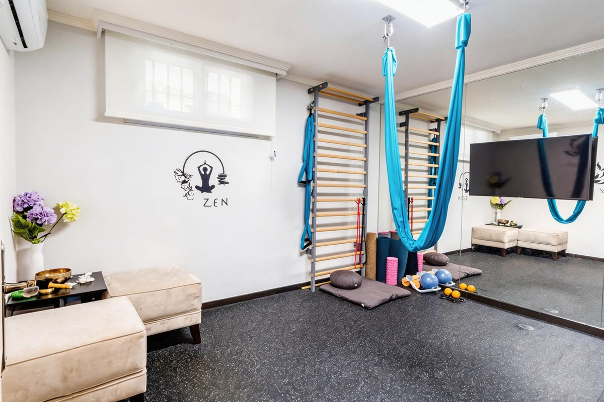 Huis te koop in Estepona | 5 slaapkamers H5318464