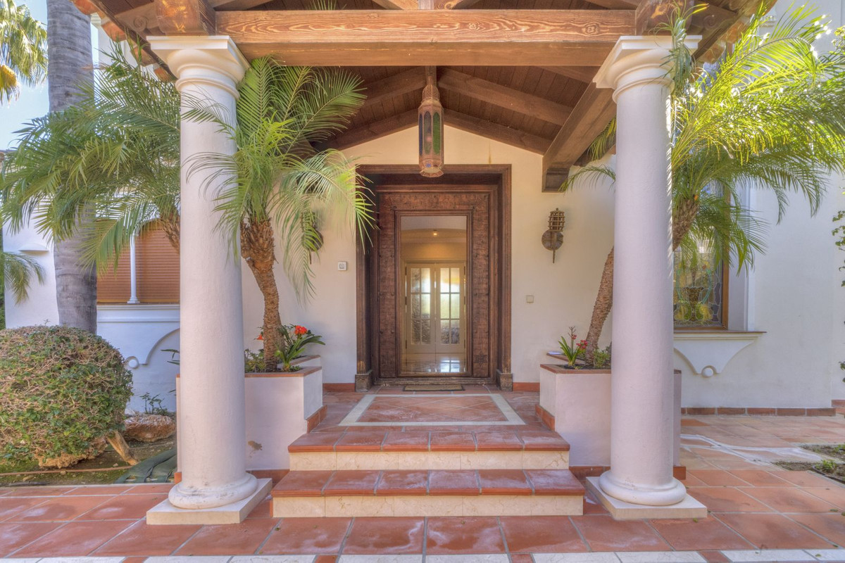 Huis te koop in Estepona | 5 slaapkamers H5318464