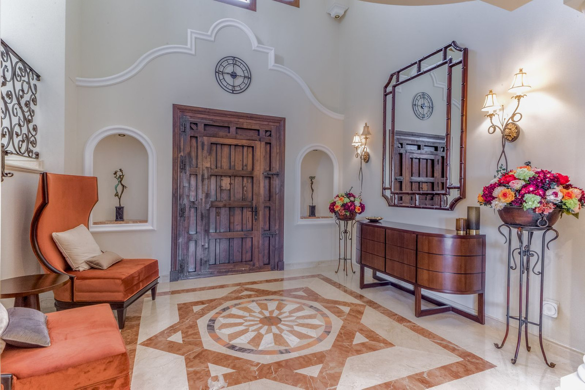 Huis te koop in Estepona | 5 slaapkamers H5318464