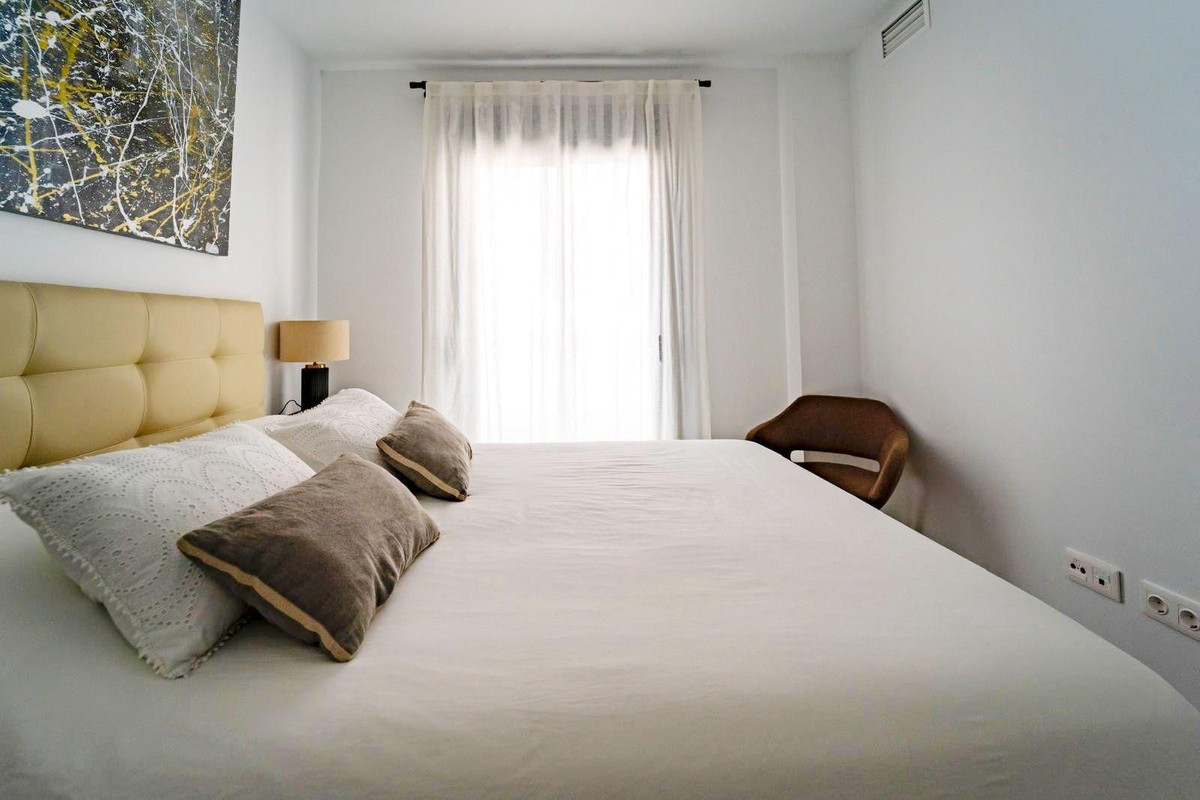 Huis te koop in Estepona | 3 slaapkamers H5318977