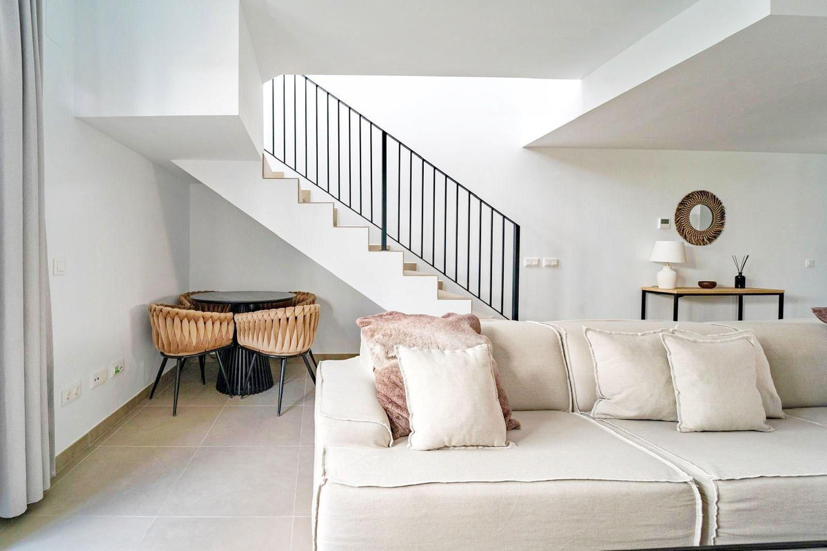 Huis te koop in Estepona | 3 slaapkamers H5318977