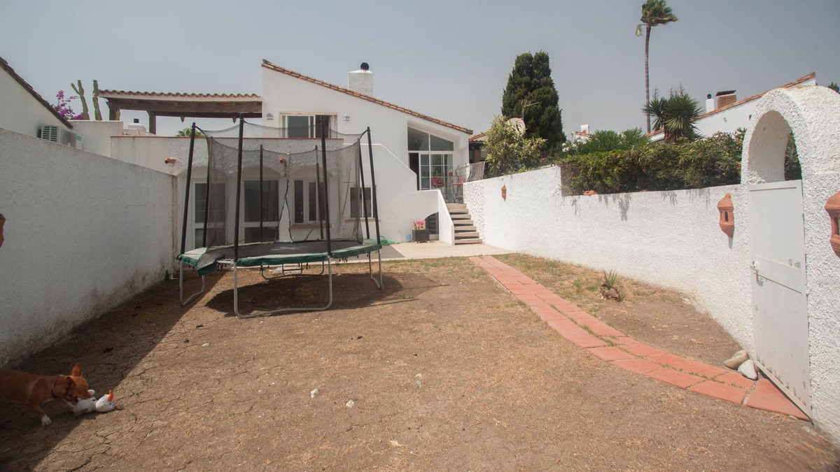 Huis te koop in Estepona | 3 slaapkamers H5320834