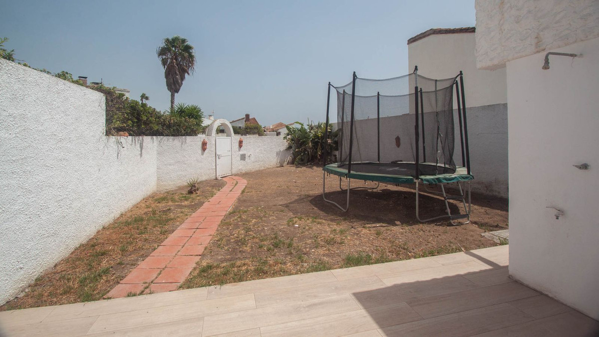 Huis te koop in Estepona | 3 slaapkamers H5320834