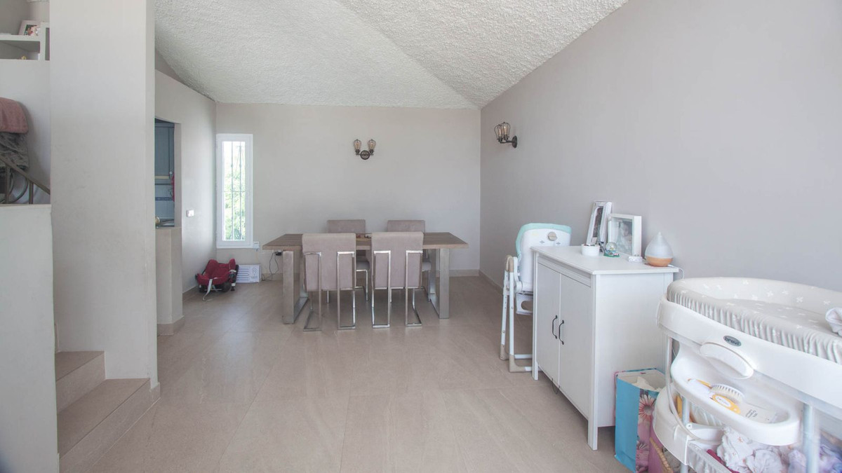 Huis te koop in Estepona | 3 slaapkamers H5320834