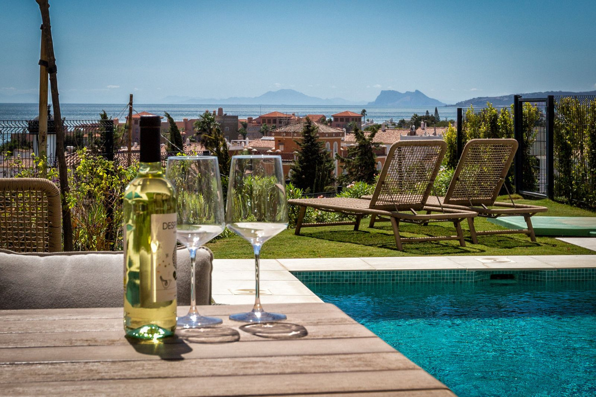 Huis te koop in Estepona | 4 slaapkamers H5321200