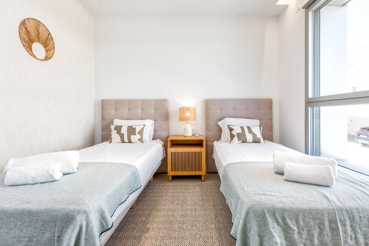 Huis te koop in Estepona | 4 slaapkamers H5321200