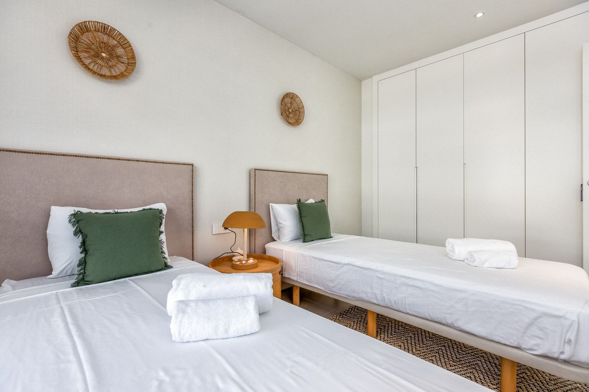 Huis te koop in Estepona | 4 slaapkamers H5321200