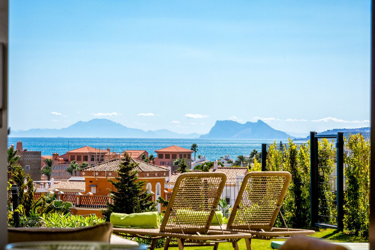 Huis te koop in Estepona | 4 slaapkamers H5321200