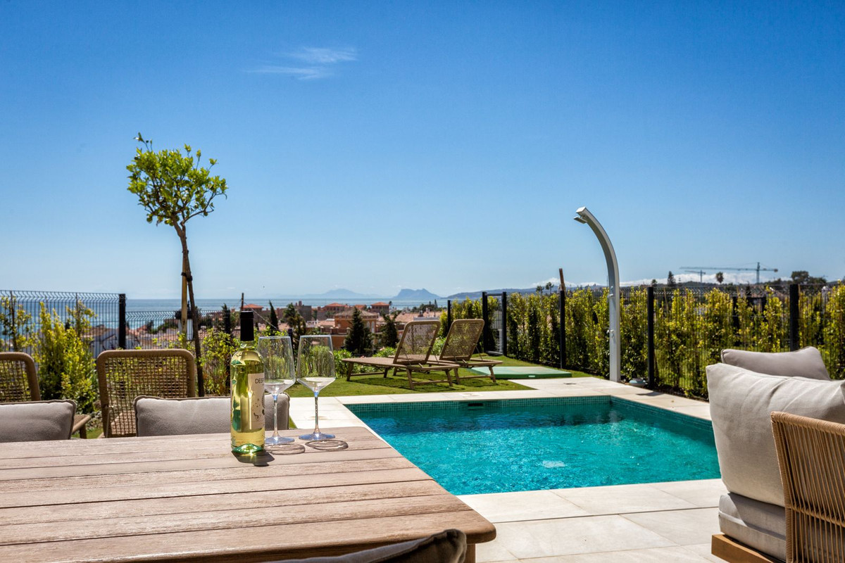 Huis te koop in Estepona | 4 slaapkamers H5321200