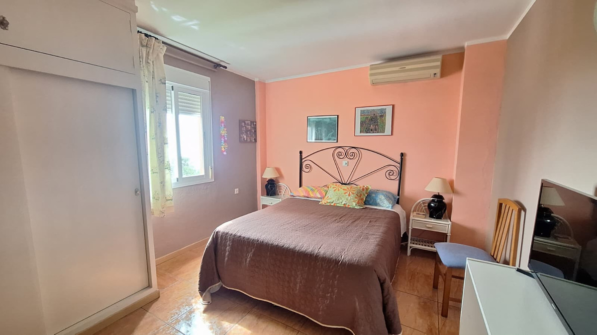 Huis te koop in Estepona | 3 slaapkamers H5322181