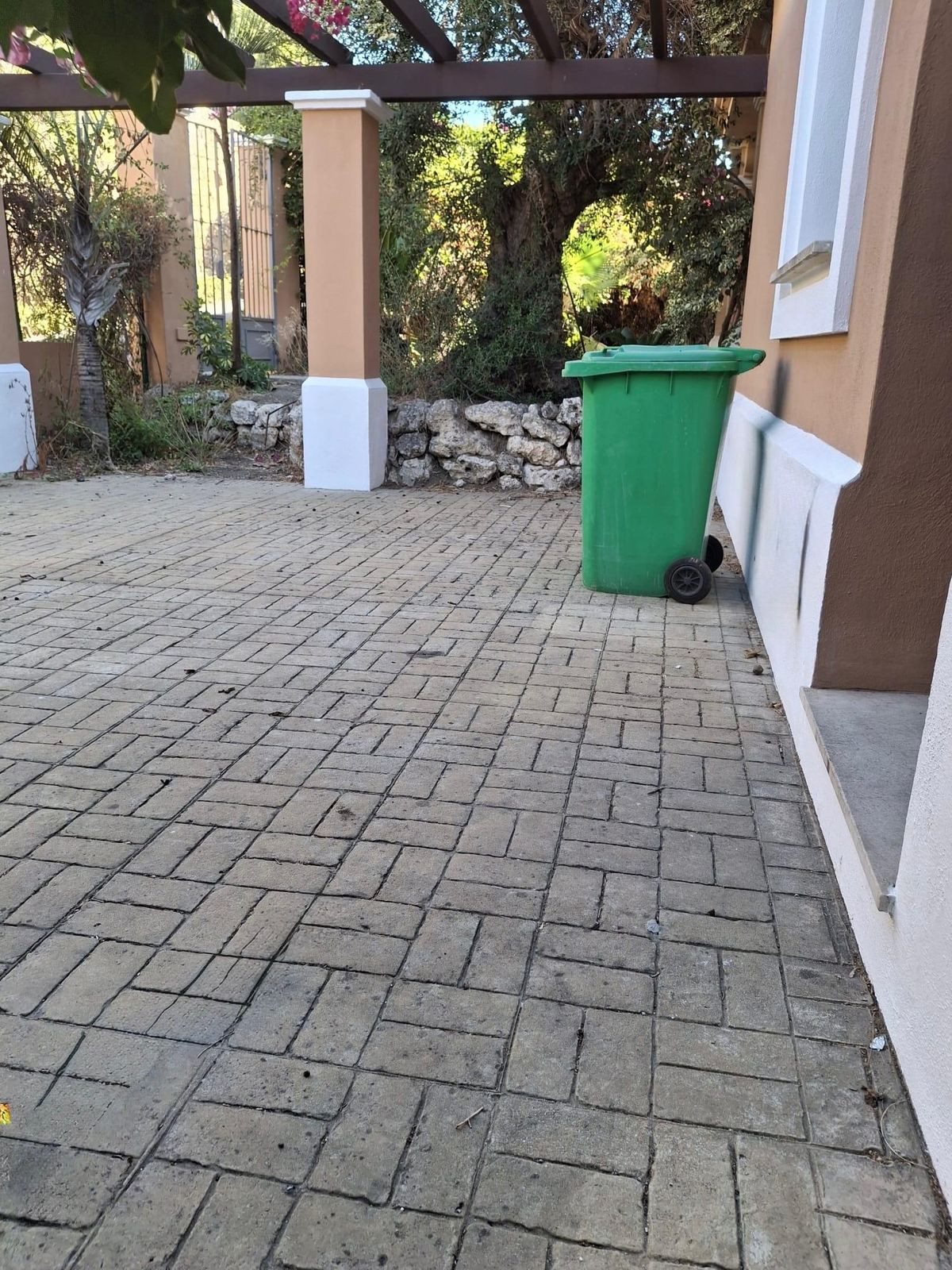 Huis te koop in Estepona | 5 slaapkamers H5322451