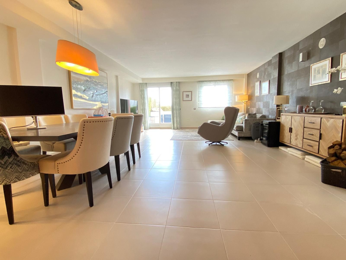 Huis te koop in Estepona | 3 slaapkamers H5322658