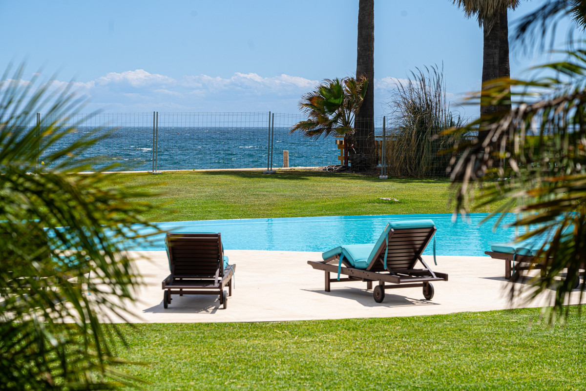 Huis te koop in Estepona | 9 slaapkamers H5322793