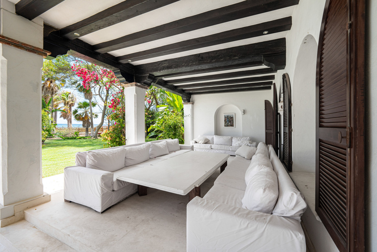 Huis te koop in Estepona | 9 slaapkamers H5322793