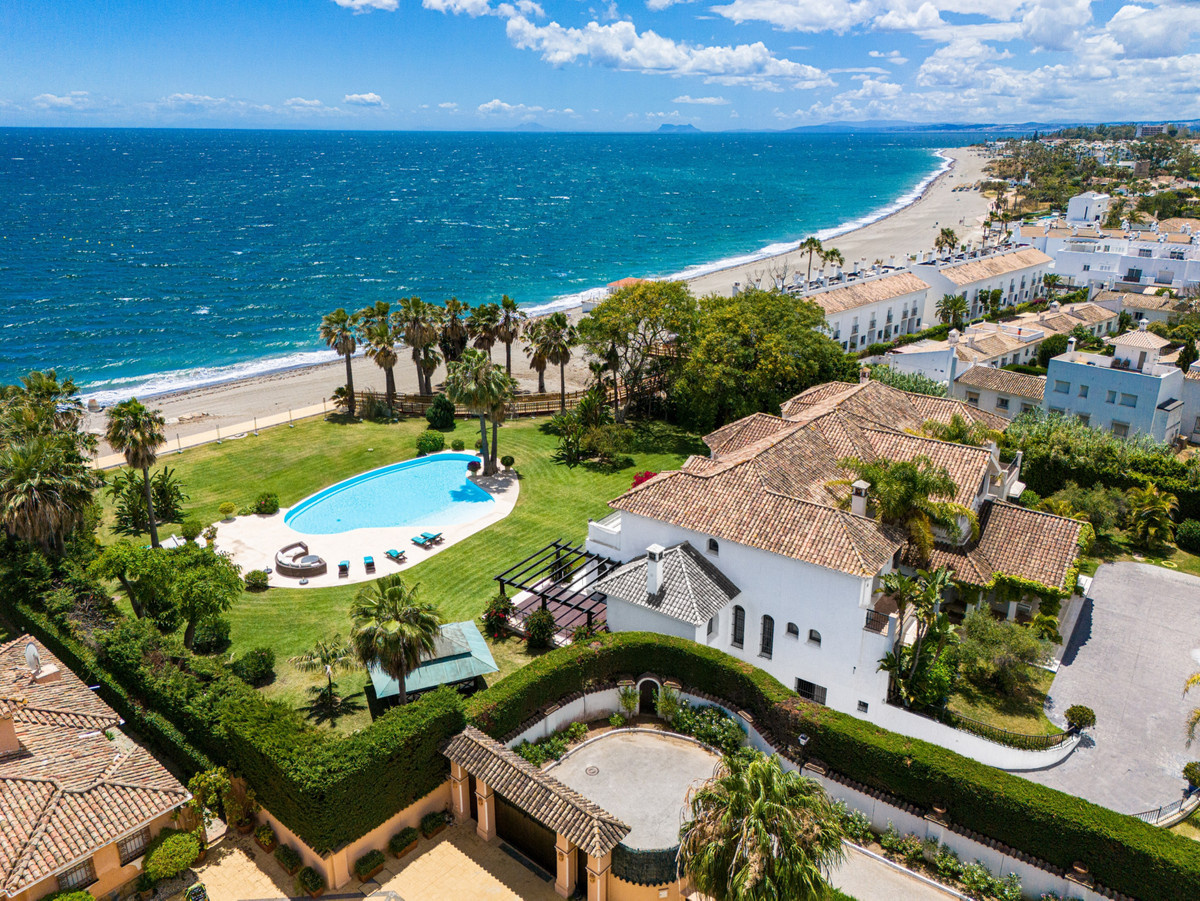 Huis te koop in Estepona | 9 slaapkamers H5322793