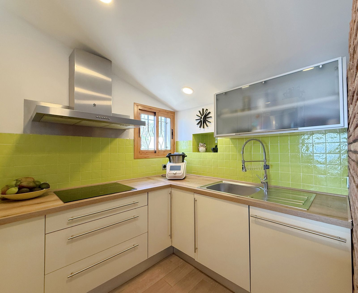 Huis te koop in Estepona | 3 slaapkamers H5324365