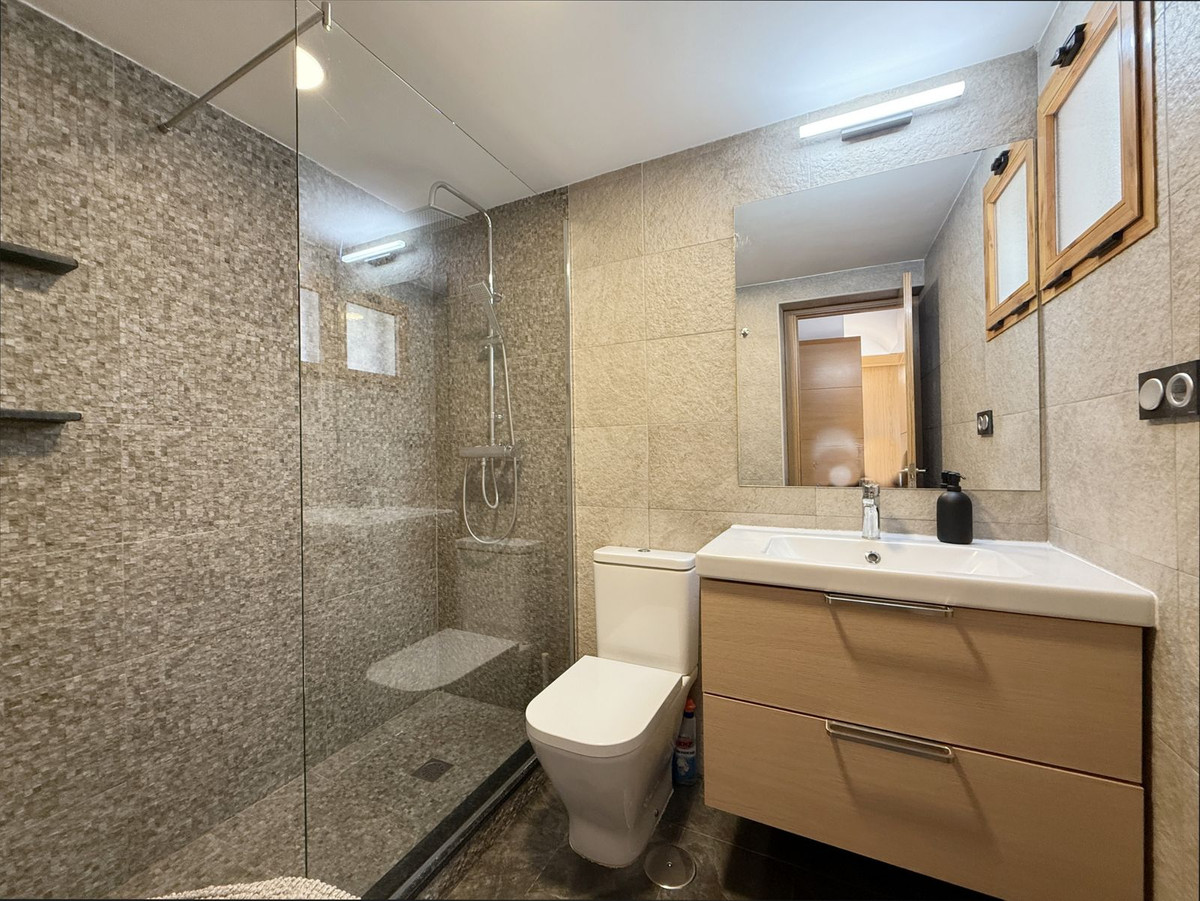 Huis te koop in Estepona | 3 slaapkamers H5324365