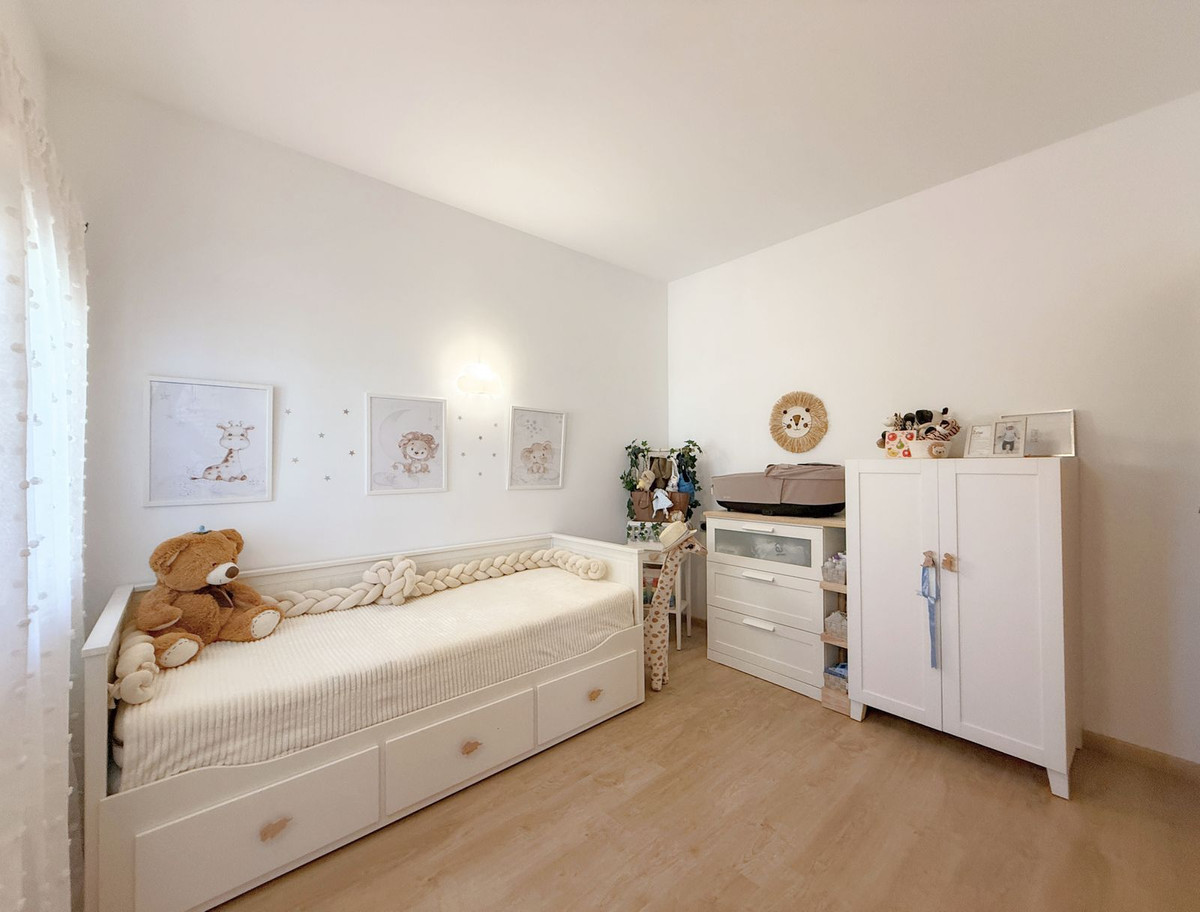 Huis te koop in Estepona | 3 slaapkamers H5324365