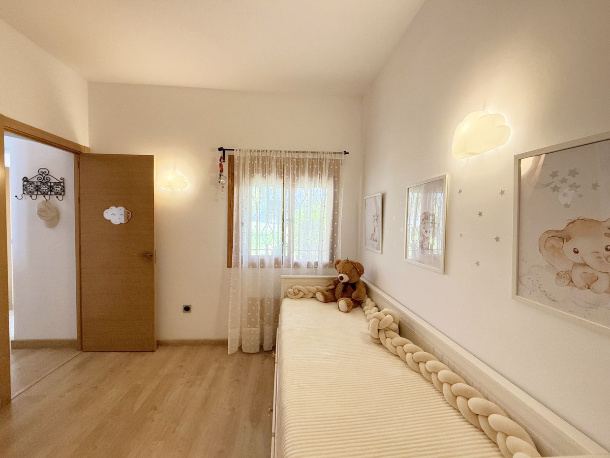 Huis te koop in Estepona | 3 slaapkamers H5324365