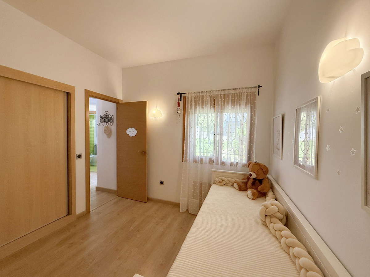 Huis te koop in Estepona | 3 slaapkamers H5324365