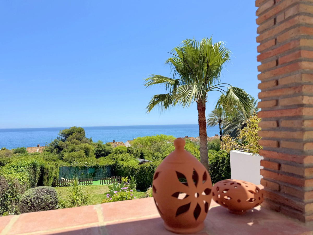 Huis te koop in Estepona | 3 slaapkamers H5324365