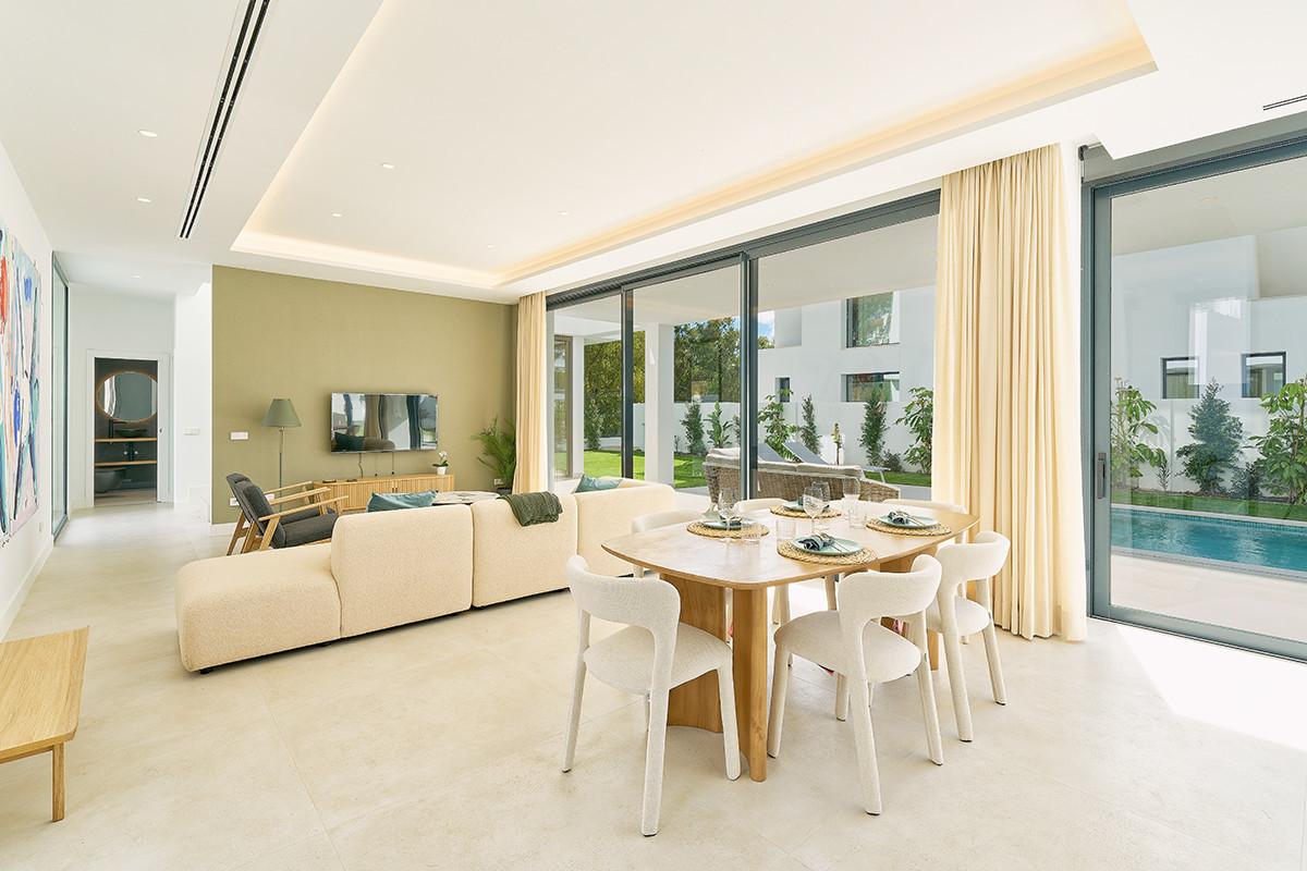 Huis te koop in Estepona | 4 slaapkamers H5324731