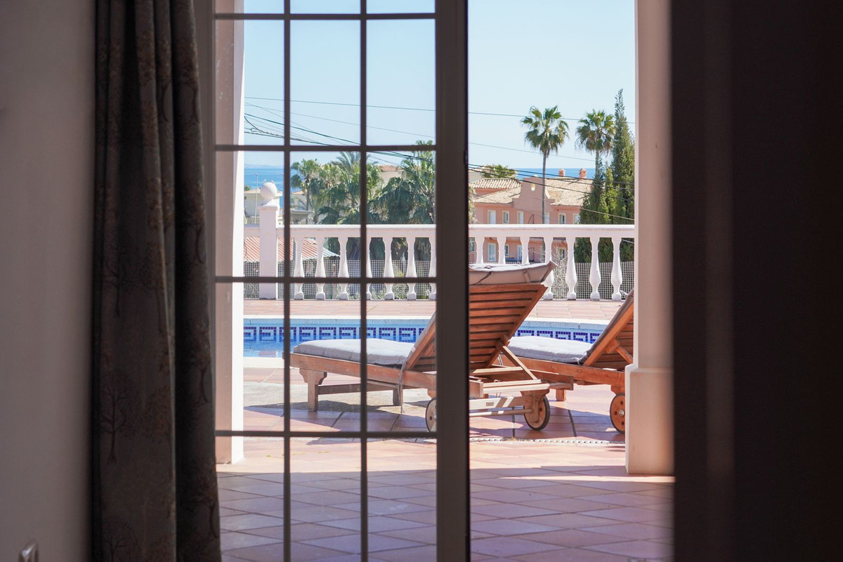 Huis te koop in Estepona | 4 slaapkamers H5327560