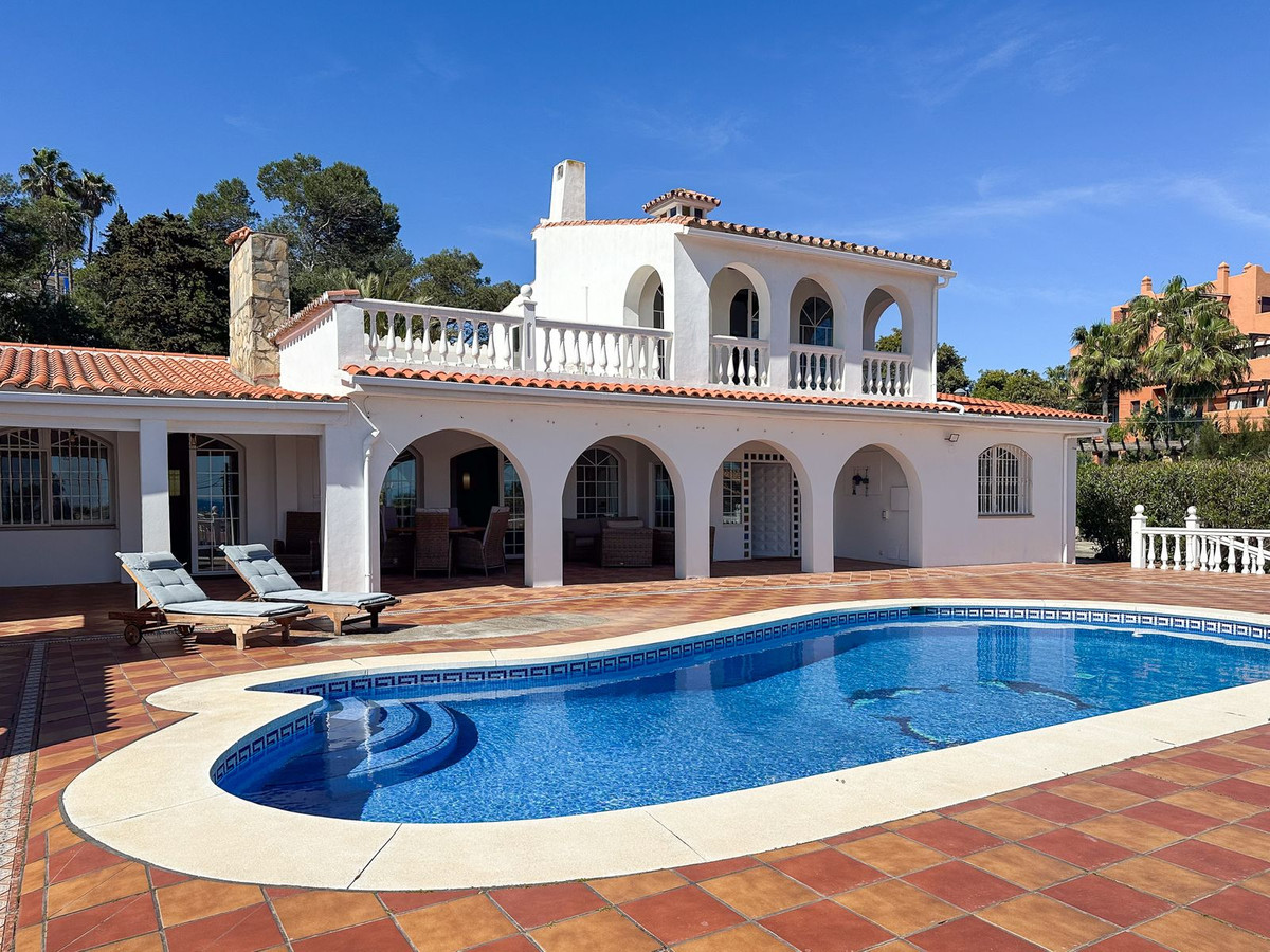 Huis te koop in Estepona | 4 slaapkamers H5327560