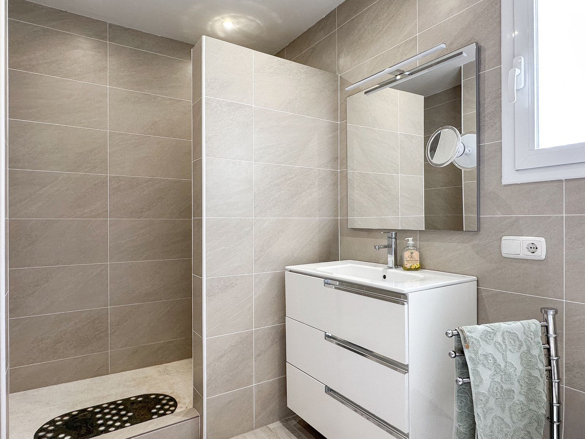 Huis te koop in Estepona | 4 slaapkamers H5327560