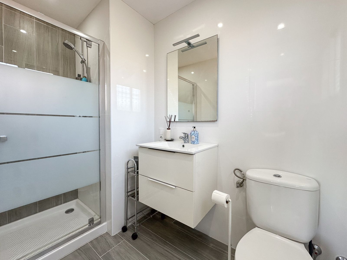 Huis te koop in Estepona | 4 slaapkamers H5327560