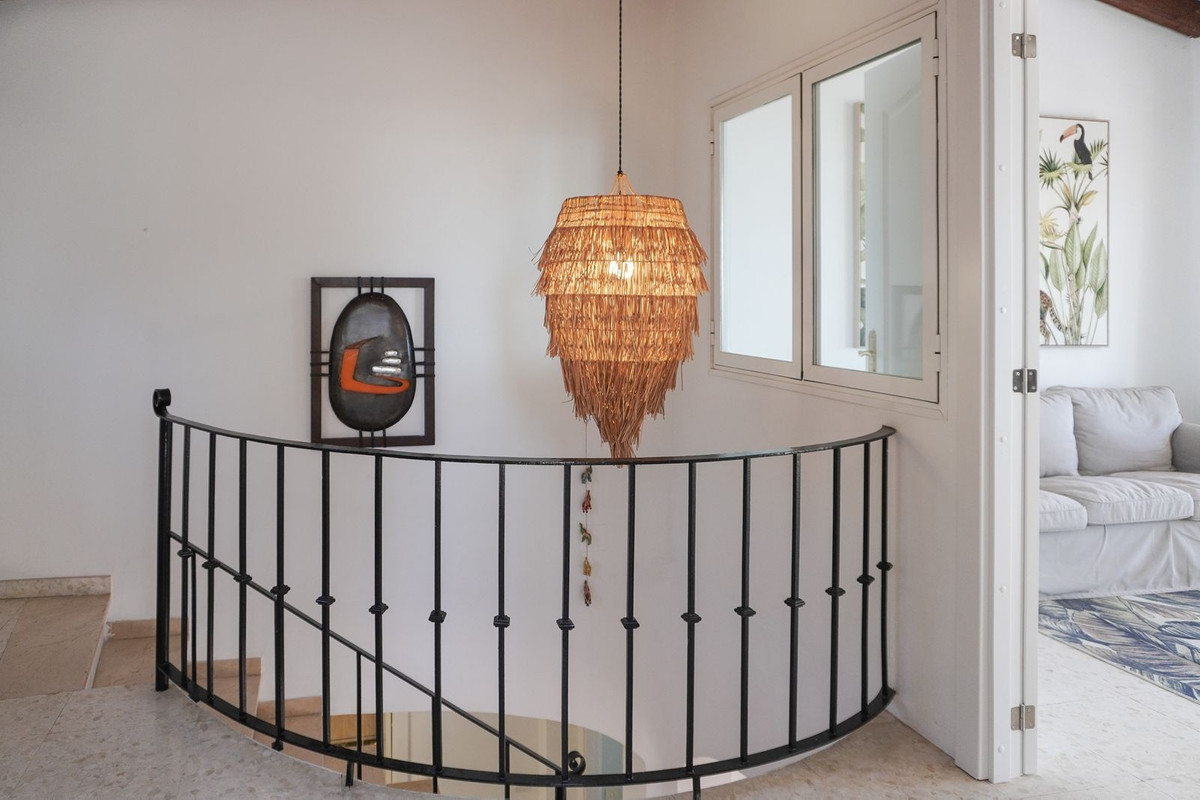 Huis te koop in Estepona | 4 slaapkamers H5327560